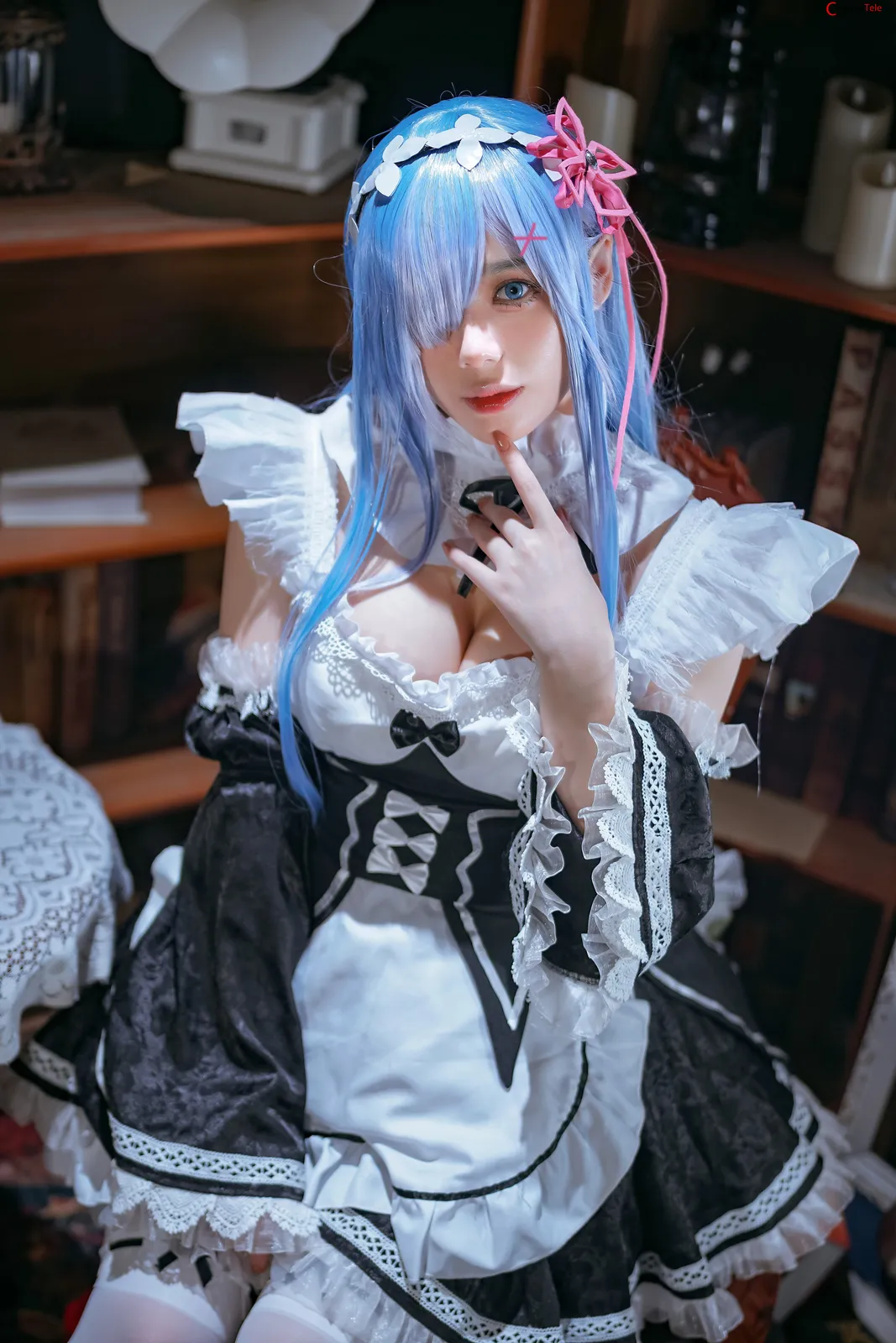 Jiu Yan cosplay Rem 4