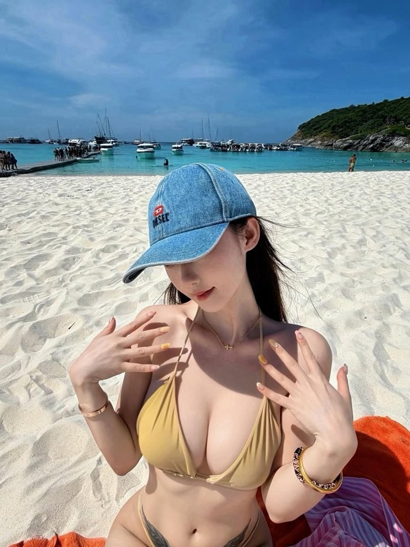 gái xinh trung quốc mặc váy ngắn 34