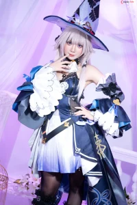 PoppaChan Cosplay The Herta: Bộ Sưu Tập Ảnh Đẹp Mê Mẩn 119+